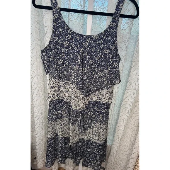 Bethany‎ Navy Blue & White Tiered Ruffle Shift Dress – Size 12 - Picture 4 of 8
